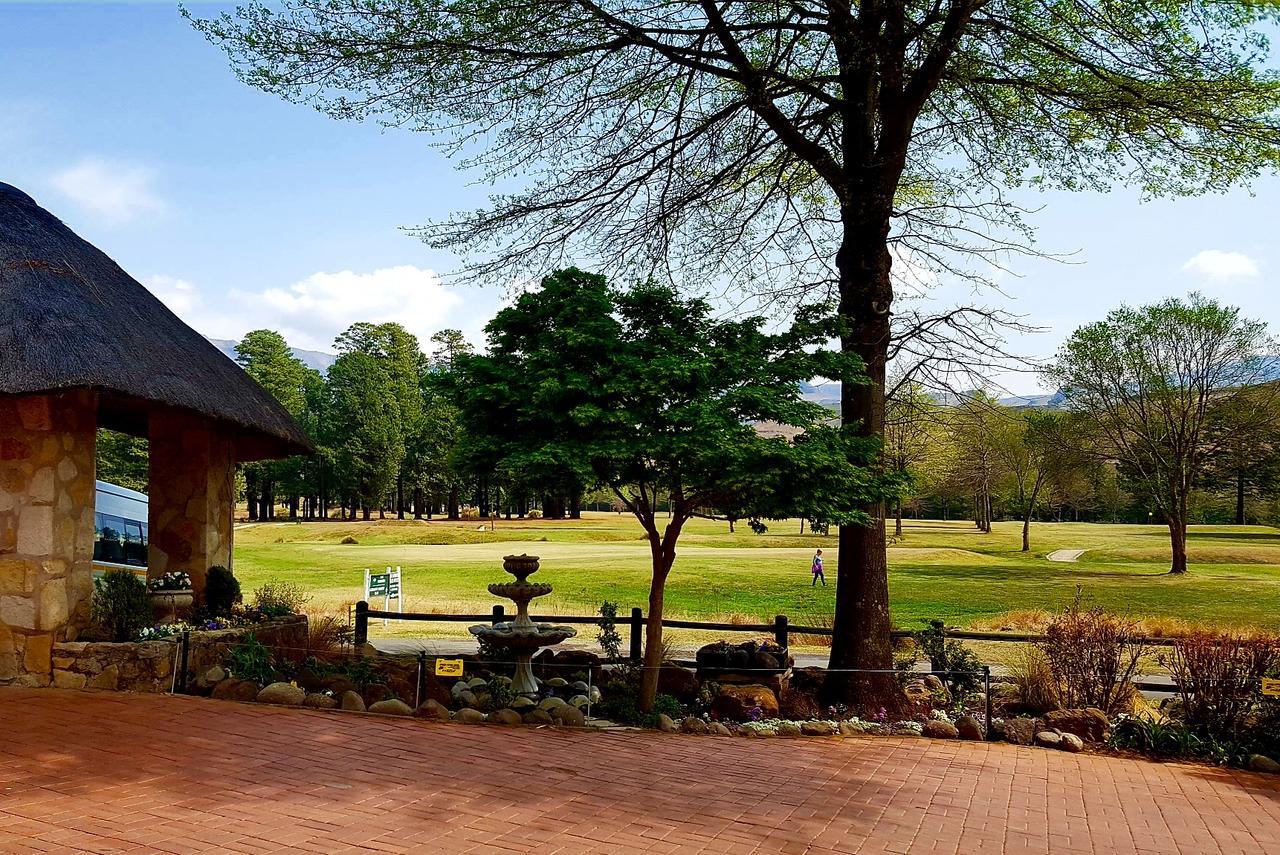 124 Fairways Drakensberg Gardens Villa อันเดอร์เบิร์ก ภายนอก รูปภาพ